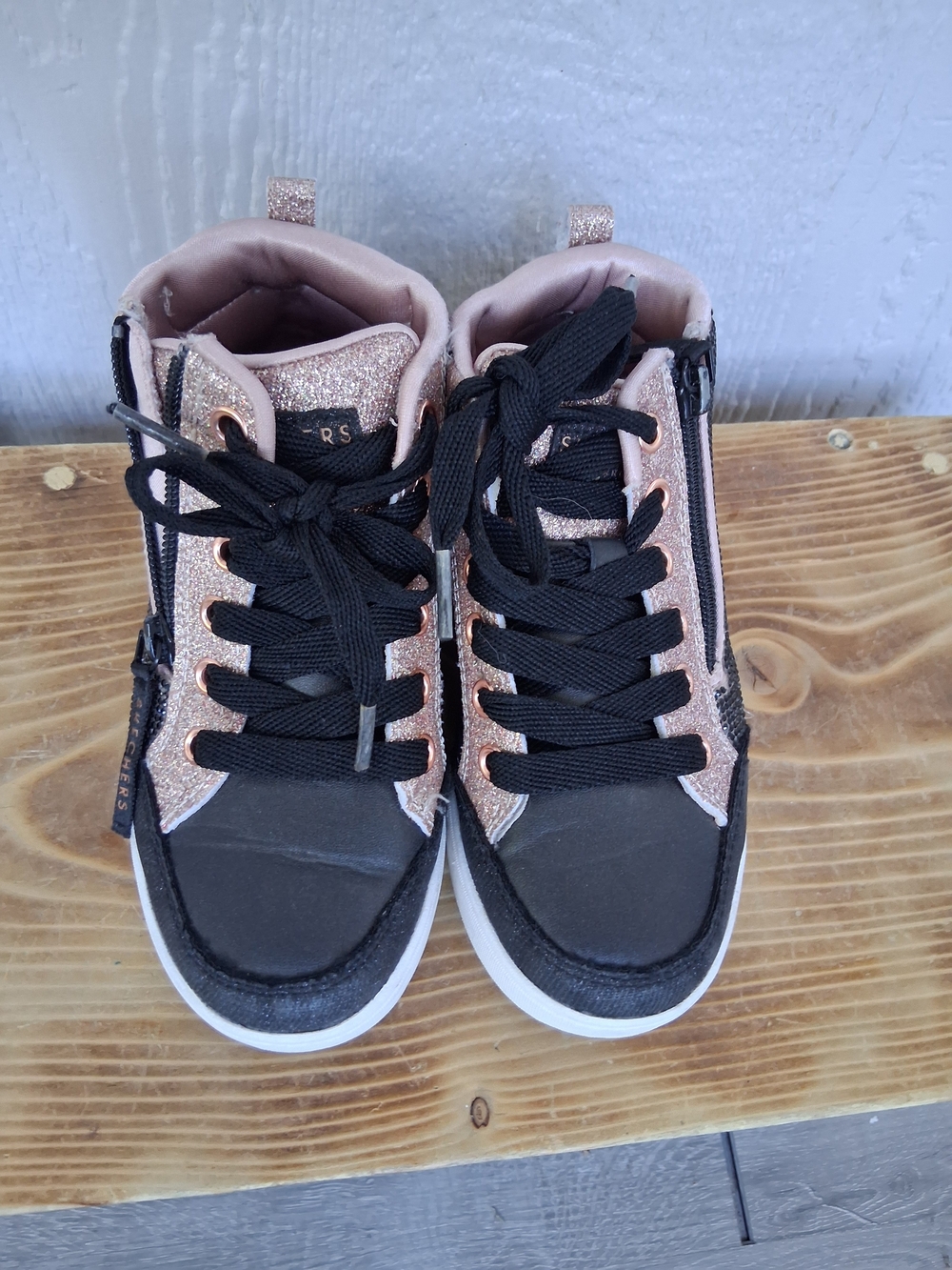 Skechers Kids High-Top Sneakers in Rose Gold Glitter and Black